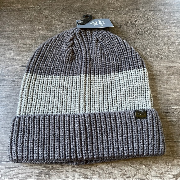 Alpine Design Men’s Ribbed Beanie - Picture 3 of 3